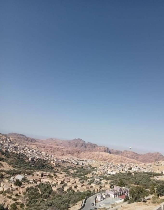 Petra Hill Albergue Wadi Musa Exterior foto